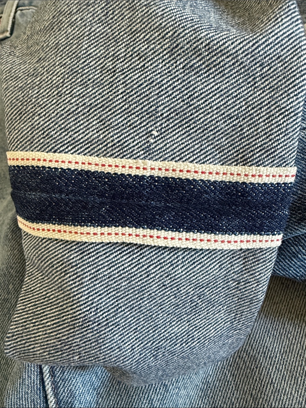 Levi's 501 90’s Selvedge Straight Jeans in “fresh plan” 26x32 - Picture 9 of 9
